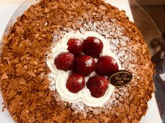 招牌巴黎酥-PETIT PARIS 小巴黎(凯德1818店)