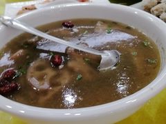 -武汉光谷广场杨家湾地铁站怡程酒店