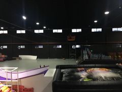 -嘿哟动霸CHUA·新潮玩运动娱乐中心·蹦床滑冰团建乐园