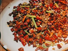 -先启半步颠小酒馆(虹桥龙湖天街店)
