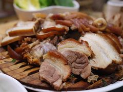 菜包肉-喇喇排骨火锅·传统韩式脊骨汤(望京西园总店)