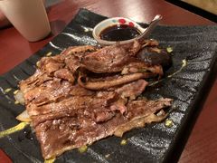 -山川小町·极番烧肉(新地假日广场店)
