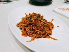 鱼香肉丝-蝶园·装修中(BFC外滩金融中心店)