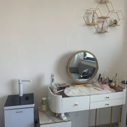 -凡碧诗毛孔收细