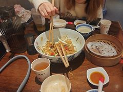 -李犟大爆鳝面·手工蟹黄包(湖滨西湖店)