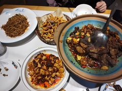 -饭橘汉江码头·乡野土菜馆(静安路店)
