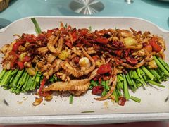 铁板香辣鱿鱼-湘菜园·现炒土菜(六纬路店)