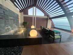 -三亚湾海居铂尔曼度假酒店