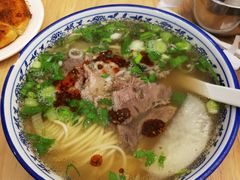 -嘻小北·兰州清汤牛肉面(太平洋森活天地店)