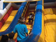 -蒙特利亲子乐园