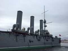 -阿芙乐尔号巡洋舰