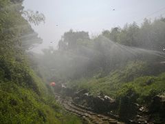 -雪山彩虹谷景区