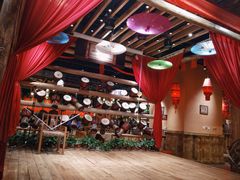 -老滇山寨•云南特色菜•地方菜•民族风情歌舞表演(金碧店)