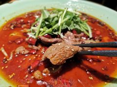 大盆水煮牛肉-弄堂里·寻味杭州(湖滨银泰in77C区店)
