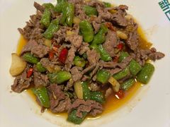 -新白鹿餐厅(百联中环店)