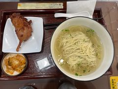 -百年老字号·观振兴蟹黄面·三虾面·苏式面(观前街富仁坊巷店)