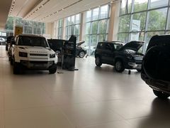 -上海伟杰·捷豹路虎4S店(闵行店)