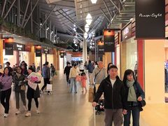 -东荟城名店仓