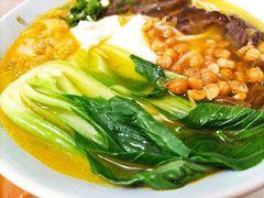 招牌牛肉粉-一炉乡手工烧饼·汤粉