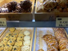 -拢香糕点(万达店)