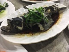 -四川小胡子海鲜(丁村万人海鲜广场店)