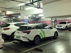 -龙湖虹桥天街-停车场