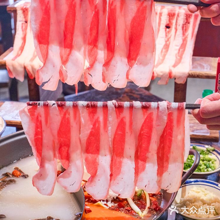 每次朋友聚餐只要涮火锅都会来金姐老火锅‼️