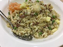 菠萝牛肉炒饭-佰搭果·广式茶餐厅(西华路店)