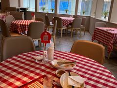 大堂-西贝莜面村(上海百联西郊店)