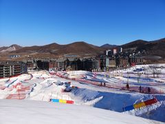 -中旅松花湖滑雪场