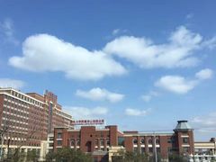 -复旦大学附属华山医院北院-停车场