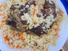 抓饭-新疆风味冷水鱼庄(友谊峰路店)