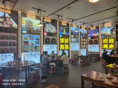 -冶建镜子·老南昌大排档·江西虾王(总店)