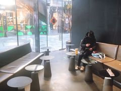 大堂-喜茶(北京三里屯太古里店)