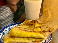油酥饼-老客满蛋饼(双塔市集店)