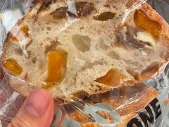 无花果芒果法包-PAPER STONE BAKERY(天环店)