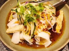 羊毛工镇凉皮-丝路金桃·新疆菜(徐汇店)