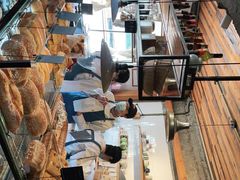 面包甜点陈列柜-仙峰天然面包(迎宾路店)