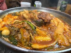 -喇喇排骨火锅·传统韩式脊骨汤(望京西园总店)
