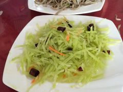 -溢心园香河肉饼总店