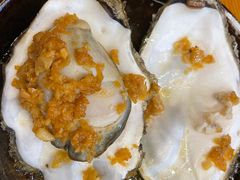 蒜泥生蚝-老东镇啤酒屋海鲜加工·蒸汽海鲜·海鲜烧烤(台东店)