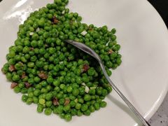 -新白鹿餐厅(百联中环店)