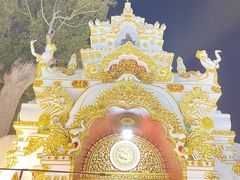 -周日夜市