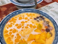 -赵记传承特色牛奶甜品(泉城广场店)