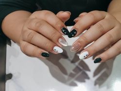 -丽心自助美甲美睫