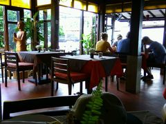 -Dash Teak House