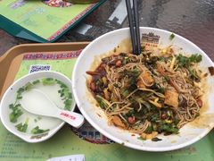 -海口骑楼小吃街