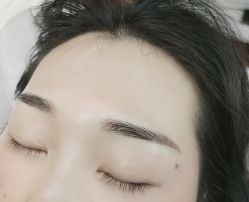-久匠·野生眉半永久纹绣