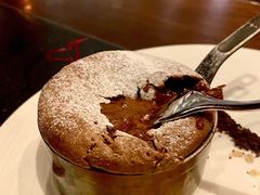 -恰餐厅及酒吧 CHAR Bar & Grill (北京丽都皇冠假日店)