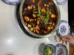 -云溪河冷锅鱼(成都玉林小吃街店)